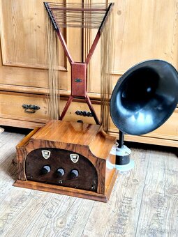 Rádio Stygor, 1931, s reproduktorem a anténou - 2