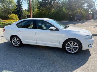 Škoda Octavia - 2