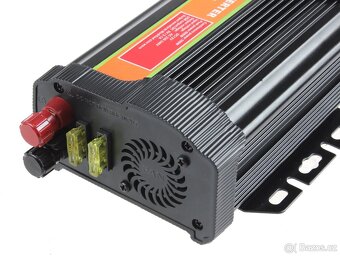 Měnič napětí z 12V na 230V - 1000W - 2