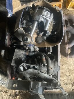 Díly motoru Octavia 2, 103 kw BMM 8ventil - 2