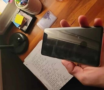 Samsung Galaxy S10 - 2