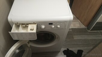 Prodám automatickou pračku - 2