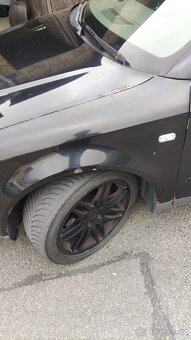 Audi A4 Avant 4x4-rezervace - 2
