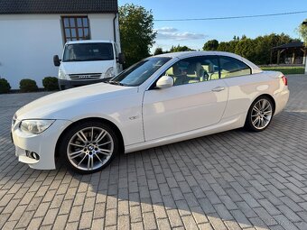 BMW řada 3 M-packet E93 330d cabrio - 2