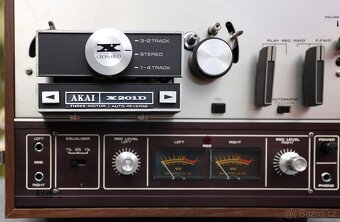 Akai - X201D - 2