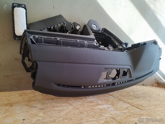 Airbagová sada Volkswagen Passat B8 s novou deskou - 2