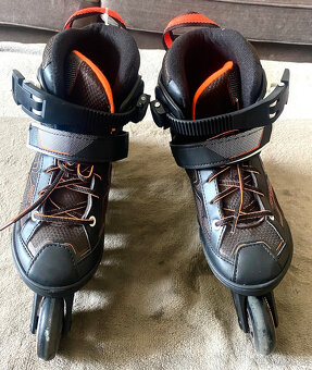 Inline brusle Oxelo nastavitelné vel. 32-35 + chrániče - 2