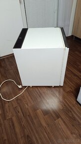 Prodám Lednice PRIVILEG 60L malý mrazaček 1.2L - 2