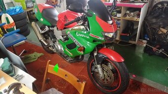 Honda vtr 1000 f dvě motorky - 2