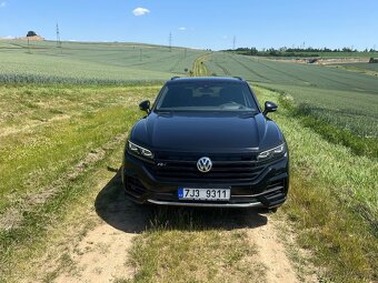 VW TOUAREG 3.0TDI 210kW • RLINE • WEBASTO • MASÁŽE - 2