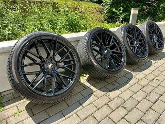 Konkávní alu kola JAPAN Racing JR28 5x112 r19 - 2