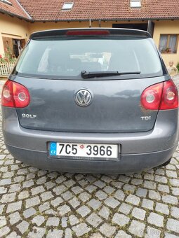 Volkswagen golf 1.9 TDI 77 kW - 2