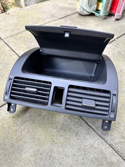 Toyota Avensis 2003-2009 kaslik dvierka prieduchy Ventilácia - 2