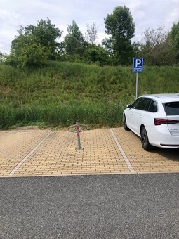 Pronajmu venkovní parkovací místo ulice Nad Smetankou - 2