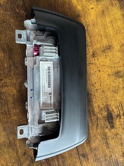 BMW displej navigace - 2