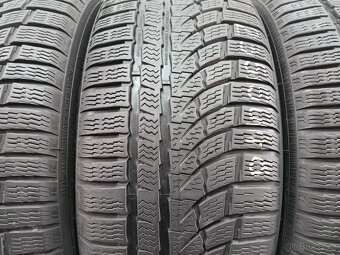 Zimní pneu 235/50/18 Nokian - 2