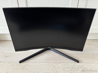 27" Samsung Odyssey G5 - perfektní stav - 2