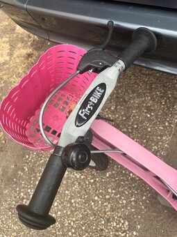 FIRST BIKE dětské odrážedlo s adaptérem - 2