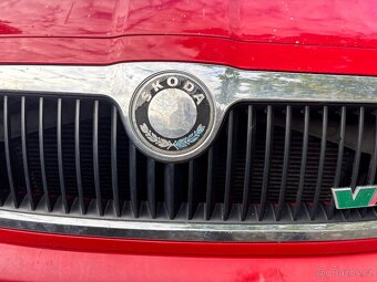 Octavia 1 RS - červená maska 8151 - 2