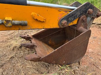 Podkopové rameno pro smykový JCB Robot - 2