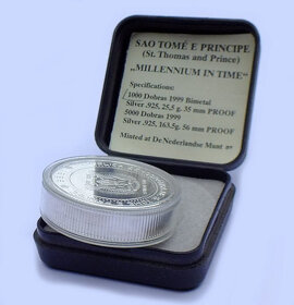 Miléniová stříbrná zlacená mince s časovým strojkem 1999 - 2