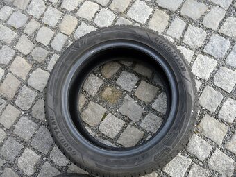 ZIMNÍ PNEU GOOD YEAR 215/55R17 - 2