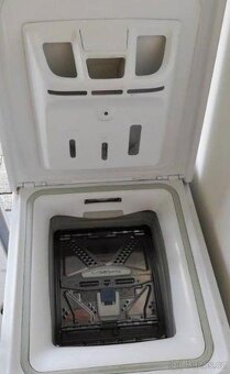 Pračka Whirlpool A+++ horní náplň - 2