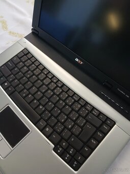 Acer TravelMate 2300 – notebook na náhradní díly / bez HDD - 2