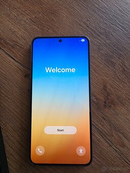 Samsung Galaxy s24 - 2