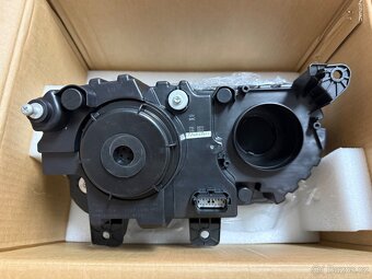 Full LED světlo Dodge Challenger 2015-2024 - 2