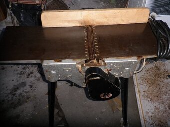 hoblovka srovnávačka - 2