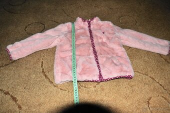 DÍVČÍ KOŽÍŠEK - 2