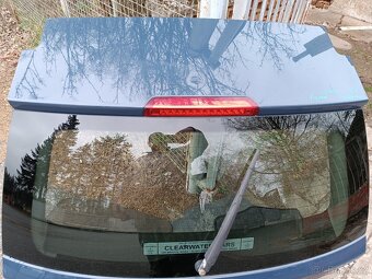 Kia Ceed combi facelift - víko kufru , páté dveře - 2