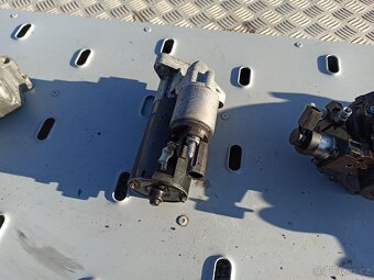 PŘÍSLUŠENSTVÍ MOTORU - AUDI Q7 3.0TDi 171kW BUG - 2