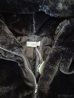 Kožíšek Reserved - 2