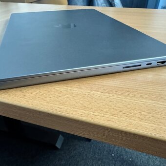 MacBook Pro 16" M1 Pro – 16 GB RAM | TOP stav - 2