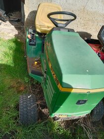 Zahradní traktor John Deere stx 38 - 2