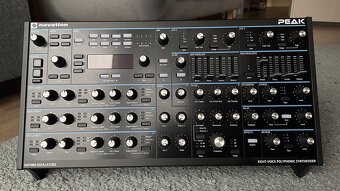 Prodám Novation Peak (včetně Novation Peak Stands) - 2