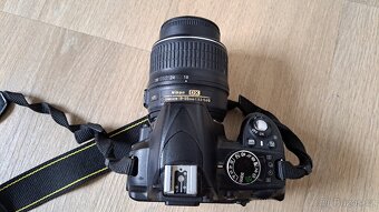 Nikon D3100 18-55 mm VR+ Nissin blesk Di622 Mark II + Brašna - 2