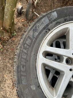 Kola bmw e46 195/65r15 michelin alpine 6 - 2