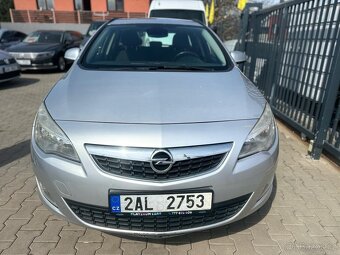 OPEL ASTRA J 1.7CDTI 2010ROK - 2