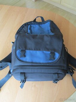 Foto batoh LOWEPRO - 2