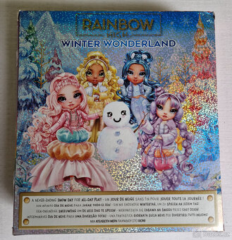 Rainbow High Zimní fashion panenka Bella Pink - 2