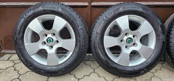 Originál alu ŠKODA Octavia 2 5x112 195/65 R15 - 8mm letní - 2