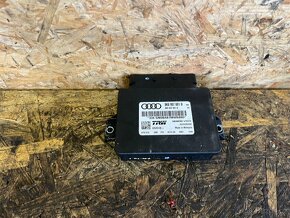 ŘÍDICÍ JEDNOTKA RUČNÍ BRZDY AUDI A4 B8 8K0907801D - 2