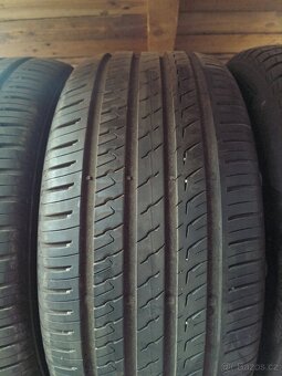 255/45/18 Barum 103Y XL - 2