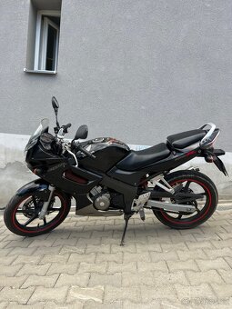 Honda CBR 125R - 2