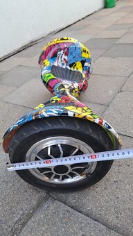 Hoverboard, kolonožka graffiti - 2