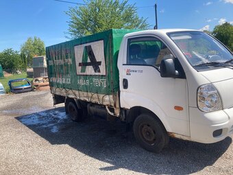 Kia k2500 s plachtou - 2
