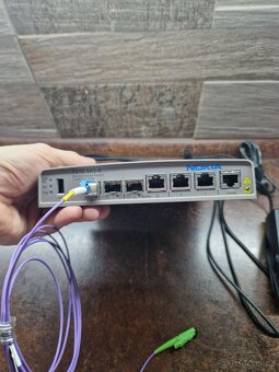 Nokia 7210 SAS-K5 (1 Gbit switch) - 2
